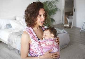 10 Best Breastfeeding Positions for Comfort and Success