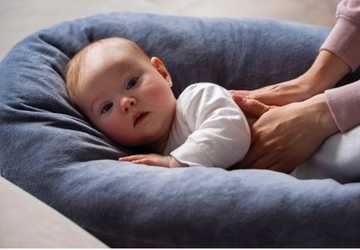 10 Best Breastfeeding Positions for Comfort and Success